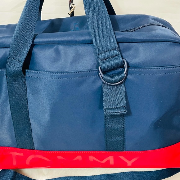 NWT Tommy Hilfiger Blue Duffle Bag - Picture 7 of 12